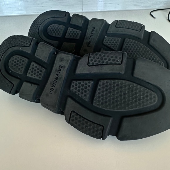 Balenciaga Speed LT Sock Sneaker (Men) Size 11 (44), Like new condition, CLEAN - Picture 4 of 7